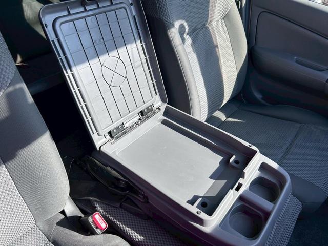 ＮＶ３５０キャラバンバン ロングＤＸターボ　純正ナビ　フルセグＴＶ　Ｂｌｕｅｔｏｏｔｈ　ナビ連動前後ドラレコ　バックカメラ　ＥＴＣ　フロントフォグランプ　ディーゼルターボ（26枚目）