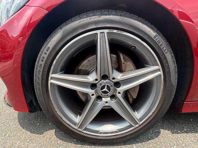 Ｃクラスステーションワゴン Ｃ２００　ステーションワゴン　スポーツ　レーダーセーフティＰＫＧ　ＰＲＥ－ＳＡＦＥブレーキ　ブラインドスポットアシスト　レーンキーピングアシスト　ワンオーナー　パワーバックドア　パーキングアシスト　パワーシート　クルーズコントロール（13枚目）