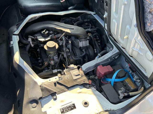 ハイエースバン DX トイファクトリー キャンピング仕様 ALPINEフリップダウンモニター デジタルインナーミラー セーフティセンス 革調シートカバー 社外16インチアルミ オートライト バックモニター ETC(46枚目)