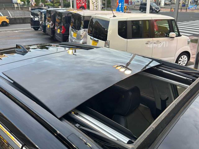 ＲＡＶ４ Ｇ　Ｚパッケージ　パノラマムーンルーフ　パノラミックビューモニター　ワンオーナー　セーフティセンス　レーダークルーズコントロール　ＢＳＭ　パワーバックドア　パワーシート　ステアリングヒーター　ＬＥＤヘッドライト（4枚目）