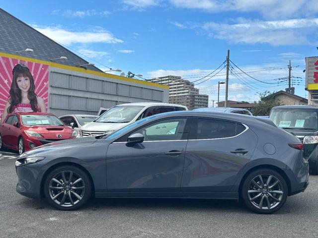 ＭＡＺＤＡ３ファストバック １５Ｓツーリング　３６０度セーフティＰＫＧ　スマートブレーキサポート　レーダークルーズコントロール　レーンキープアシスト　ＢＳＭ　パーキングセンサー　オートライト　Ｂｌｕｅｔｏｏｔｈ　ＤＶＤ（9枚目）