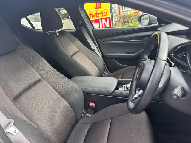 ＭＡＺＤＡ３ファストバック １５Ｓツーリング　３６０度セーフティＰＫＧ　スマートブレーキサポート　レーダークルーズコントロール　レーンキープアシスト　ＢＳＭ　パーキングセンサー　オートライト　Ｂｌｕｅｔｏｏｔｈ　ＤＶＤ（27枚目）