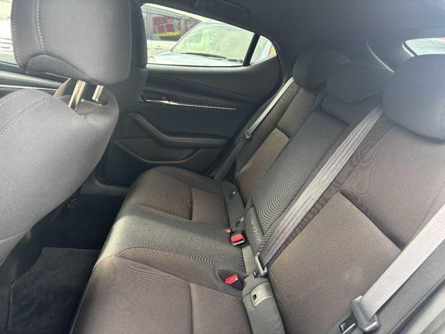 ＭＡＺＤＡ３ファストバック １５Ｓツーリング　３６０度セーフティＰＫＧ　スマートブレーキサポート　レーダークルーズコントロール　レーンキープアシスト　ＢＳＭ　パーキングセンサー　オートライト　Ｂｌｕｅｔｏｏｔｈ　ＤＶＤ（32枚目）