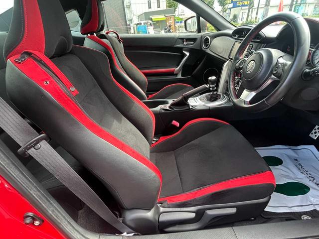 86 GT ワンオーナー 6速MT 純正SDナビ Bluetooth LEDヘッドライト フルセグ DVD再生 ETC スマートキー 横滑防止装置(14枚目)