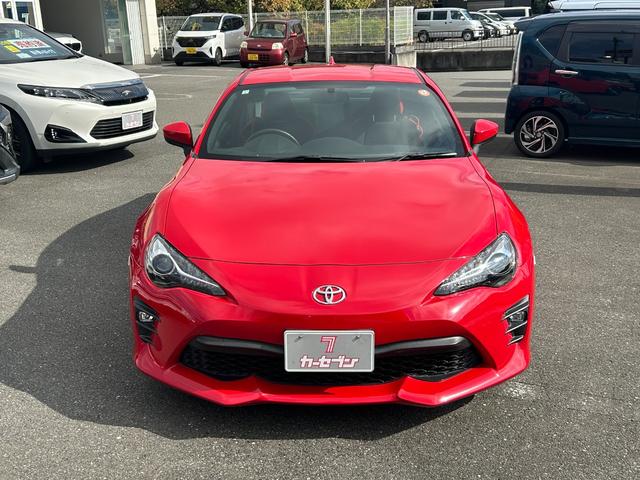 86 GT ワンオーナー 6速MT 純正SDナビ Bluetooth LEDヘッドライト フルセグ DVD再生 ETC スマートキー 横滑防止装置(18枚目)