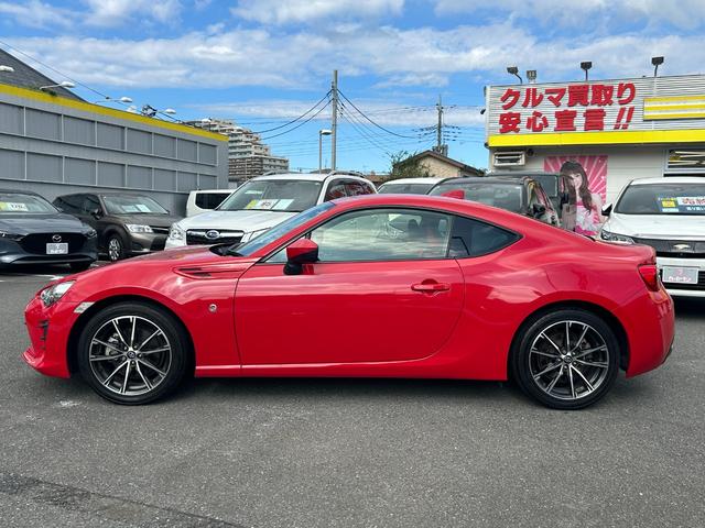 86 GT ワンオーナー 6速MT 純正SDナビ Bluetooth LEDヘッドライト フルセグ DVD再生 ETC スマートキー 横滑防止装置(23枚目)