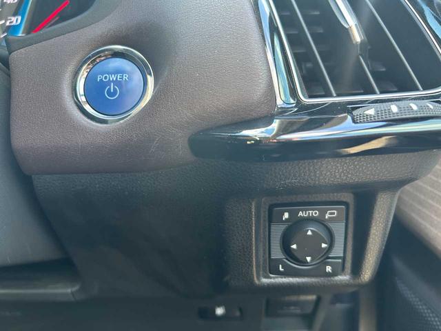 クラウンハイブリッド S セーフティPKGプラス ブラインドスポットモニター カラーヘッドアップディスプレイ パノラミックビューモニター インテリジェントパーキングアシスト2 ワンオーナー レーダークルーズコントロール 禁煙(16枚目)