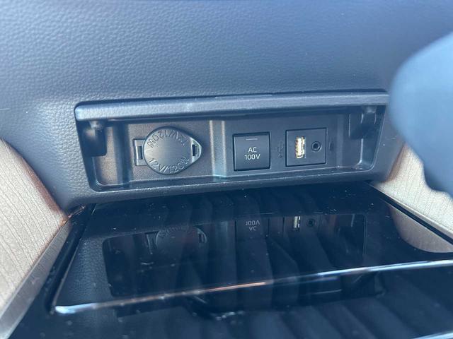 クラウンハイブリッド S セーフティPKGプラス ブラインドスポットモニター カラーヘッドアップディスプレイ パノラミックビューモニター インテリジェントパーキングアシスト2 ワンオーナー レーダークルーズコントロール 禁煙(20枚目)