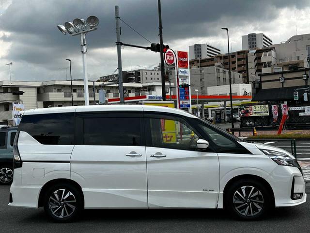 セレナ ハイウェイスターV 両側電動スライドドア アラウンドビューモニター プロパイロット クルーズコントロール レーンキープアシスト クリアランスソナー ブラインドモニター 禁煙車 オートライト Bluetooth(5枚目)