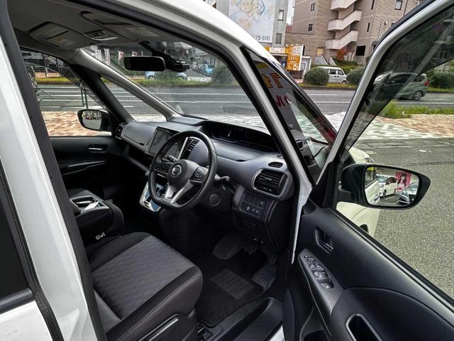 セレナ ハイウェイスターV 両側電動スライドドア アラウンドビューモニター プロパイロット クルーズコントロール レーンキープアシスト クリアランスソナー ブラインドモニター 禁煙車 オートライト Bluetooth(14枚目)
