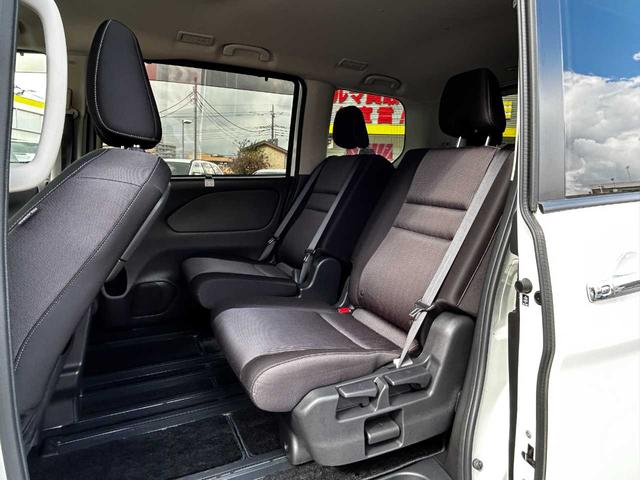 セレナ ハイウェイスターV 両側電動スライドドア アラウンドビューモニター プロパイロット クルーズコントロール レーンキープアシスト クリアランスソナー ブラインドモニター 禁煙車 オートライト Bluetooth(17枚目)