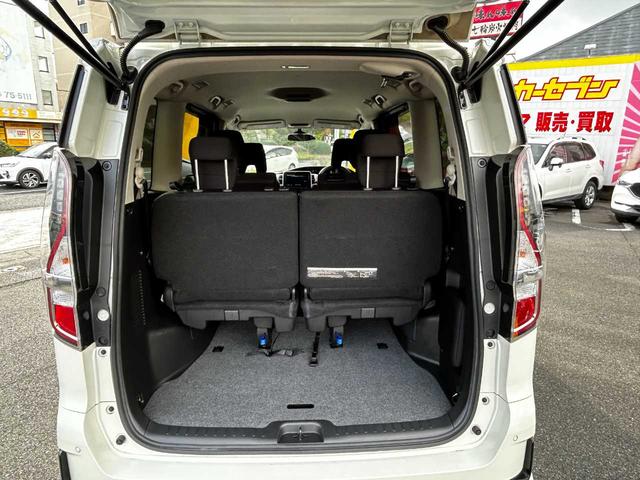 セレナ ハイウェイスターV 両側電動スライドドア アラウンドビューモニター プロパイロット クルーズコントロール レーンキープアシスト クリアランスソナー ブラインドモニター 禁煙車 オートライト Bluetooth(19枚目)