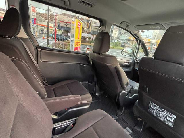 気になるような汚れやへたりなどのダメージはなく、良好な状態です。