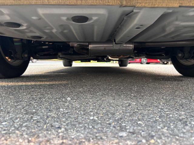 年式相応で錆なども少なく良好です。