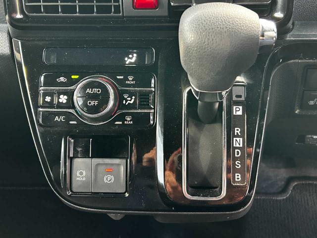 タント カスタムＸ　両側電動スライドドア　レーンキープアシスト　クリアランスソナー　衝突被害軽減ブレーキ　シートヒーター　オートライト　純正ナビ　フルセグＴＶ　ドライブレコーダー　禁煙車　Ｂｌｕｅｔｏｏｔｈ　ＥＴＣ（13枚目）