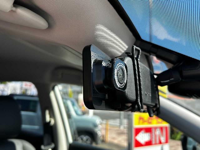 エクストレイル ２０Ｘ　エマージェンシーブレーキパッケージ　アラウンドビューモニター　インテリジェントパーキングアシスト　ルーフレール　クルーズコントロール　エマージェンシーブレーキ　フロント／バックソナー　踏み間違い防止アシスト　シートヒーター　オートライト（18枚目）