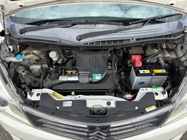 エンジンルームもご覧の通り！