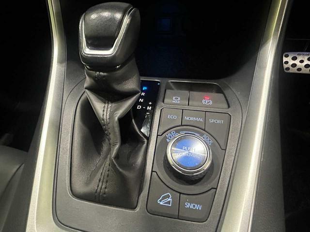 ＲＡＶ４ Ｇ　Ｚパッケージ　ワンオーナー　　サンルーフ　　モデリスタエアロ　パワーバックドア　クルコン　デジタルインナーミラー　　ハンドルヒーター　　レーンキープアシスト　シートヒーター　純正ナビ　　バックカメラ　前後ドラレコ（12枚目）