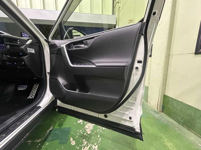 ＲＡＶ４ Ｇ　Ｚパッケージ　ワンオーナー　　サンルーフ　　モデリスタエアロ　パワーバックドア　クルコン　デジタルインナーミラー　　ハンドルヒーター　　レーンキープアシスト　シートヒーター　純正ナビ　　バックカメラ　前後ドラレコ（26枚目）