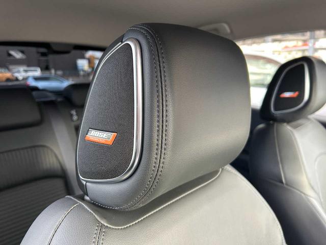 オーラ Ｇ　レザーエディション　ＢＯＳＥサウンドシステム　プロパイロット　２トーンカラー　インテリジェントアラウンドビューモニター　インテリジェントルームミラー　エマージェンシーブレーキ　本革シート　ＬＥＤヘッドライト　ＥＴＣ２．０（6枚目）