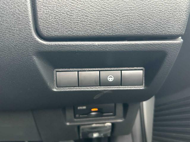 オーラ Ｇ　レザーエディション　ＢＯＳＥサウンドシステム　プロパイロット　２トーンカラー　インテリジェントアラウンドビューモニター　インテリジェントルームミラー　エマージェンシーブレーキ　本革シート　ＬＥＤヘッドライト　ＥＴＣ２．０（13枚目）