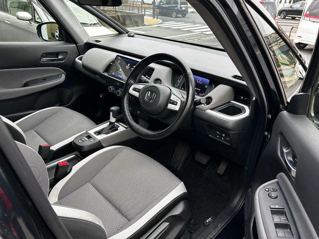 フィット ｅ：ＨＥＶクロスター　ホンダセンシング　アダプティブクルーズコントロール　オートハイビーム　オートライト　ワンオーナー　禁煙車　Ｂｌｕｅｔｏｏｔｈ　ＬＥＤヘッドライト　ＥＴＣ　ドライブレコーダー（22枚目）