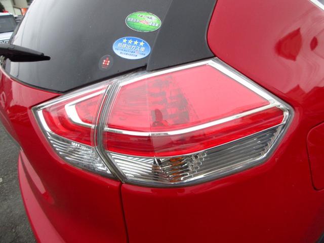 エクストレイル ２０Ｘ　パートタイム４ＷＤ　カプロンシート　ナビ　フルセグ　ＥＴＣ　Ｂカメラ　純正アルミ　ＬＥＤオートライト　フォグ　前席シートヒーター　インテリキー　アイストップ　プライバシーガラス　取説（19枚目）