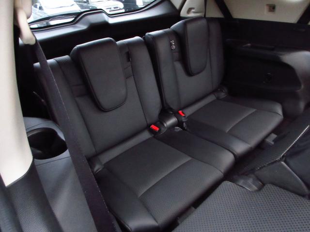 エクストレイル ２０ＸブラクエクストリーマＸエマージェンシブレーキＰ　雹害車　パートタイム４ＷＤ　サンルーフ　７人乗り　カプロンシート　ナビ　フルセグ　ＥＴＣ　全周囲カメラ　エマージェンシーブレーキ　純正エアロ　純正アルミ　ルーフレール　クルコン　パワーバックドア（28枚目）