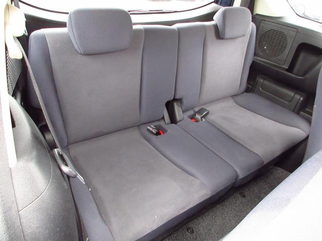 フリード Ｇ　エアロ　ジャストセレクション　７人乗り　ナビ　テレビ　ＥＴＣ　Ｂカメラ　左パワースライドドア　純正エアロ　純正アルミ　ＨＩＤオートライト　オートエアコン　ステアリモコン　キーレスキー　プライバシーガラス　取説　保証書（26枚目）