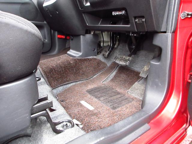 デイズルークス ハイウェイスター　Ｘターボ　後期型　ターボ　ツートンカラー　ナビ　フルセグ　ＥＴＣ　アラウンドビューカメラ　左パワースライドドア　エマージェンシーブレーキ　純正エアロ　純正アルミ　ＬＥＤオートライト　フォグ　革巻きステアリング（51枚目）