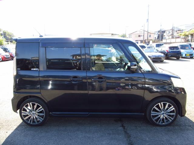 スペーシアカスタム ＴＳ　ターボ　ナビ　フルセグ　ＥＴＣ　Ｂカメラ　両側パワースライドドア　衝突軽減ブレーキ　純正エアロ　社外アルミ　シートカバー　アイドリングストップ　リアスモークフィルム　ＨＩＤオートライト　フォグ（9枚目）