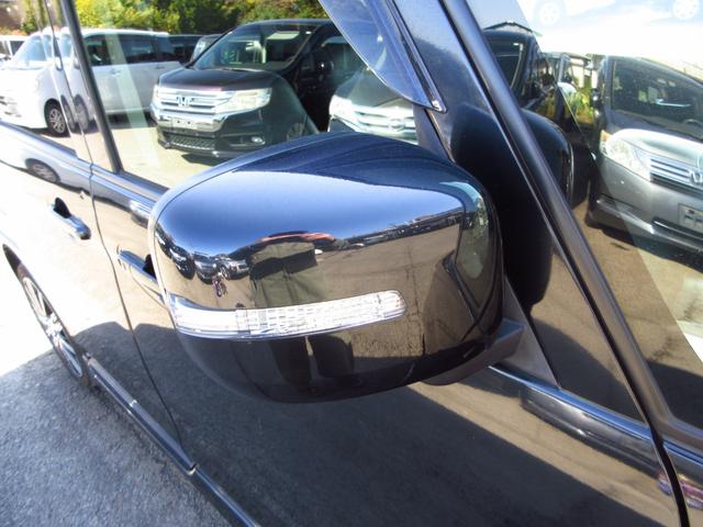 スペーシアカスタム ＴＳ　ターボ　ナビ　フルセグ　ＥＴＣ　Ｂカメラ　両側パワースライドドア　衝突軽減ブレーキ　純正エアロ　社外アルミ　シートカバー　アイドリングストップ　リアスモークフィルム　ＨＩＤオートライト　フォグ（17枚目）