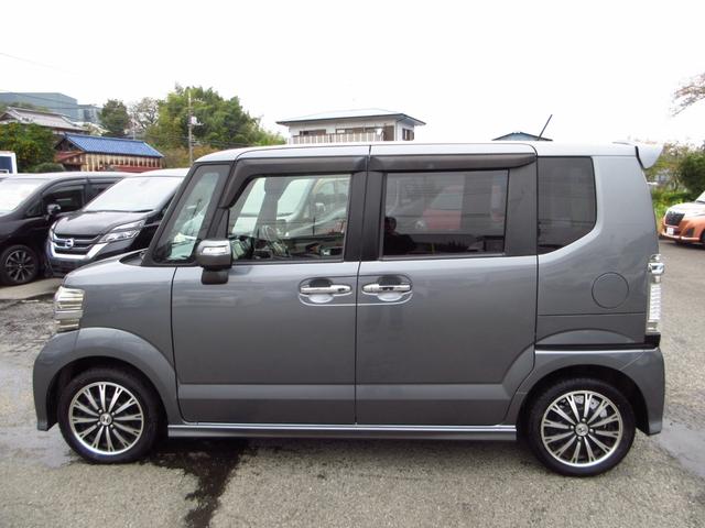 N-BOXカスタム G・ターボパッケージ ターボ ナビ テレビ ETC Bカメラ 両側パワースライドドア クルーズコントロール パドルシフト 革巻きステアリング 純正エアロ 純正アルミ HIDオートライト フォグ スマートキー 保証書(5枚目)