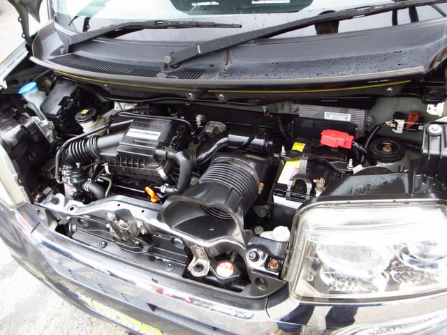 N-BOXカスタム G・ターボパッケージ ターボ ナビ テレビ ETC Bカメラ 両側パワースライドドア クルーズコントロール パドルシフト 革巻きステアリング 純正エアロ 純正アルミ HIDオートライト フォグ スマートキー 保証書(12枚目)