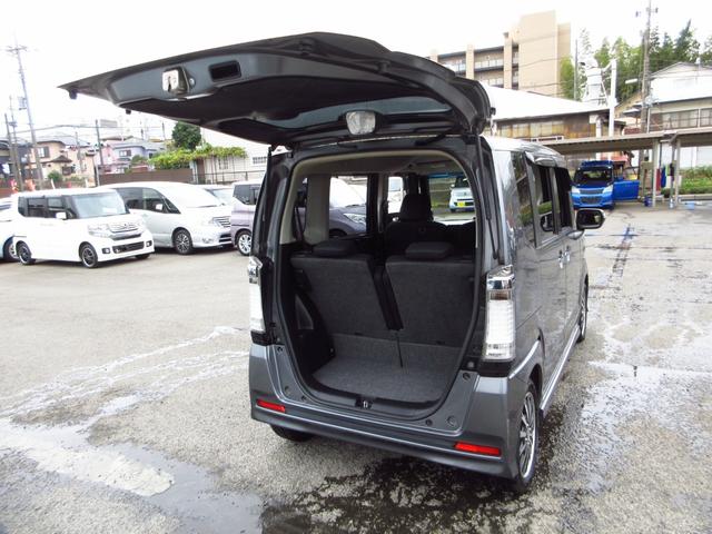 N-BOXカスタム G・ターボパッケージ ターボ ナビ テレビ ETC Bカメラ 両側パワースライドドア クルーズコントロール パドルシフト 革巻きステアリング 純正エアロ 純正アルミ HIDオートライト フォグ スマートキー 保証書(32枚目)