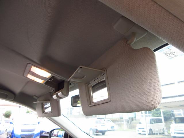ブルーバードシルフィ ２０Ｓ　ナビ　テレビ　ブルートゥース　ＣＤ　ＤＶＤ　Ｂカメラ　インテリキー　オートエアコン　オートライト　フォグ　リアスモークフィルム　ドアバイザー　急発進防止システム　スペアキー（47枚目）