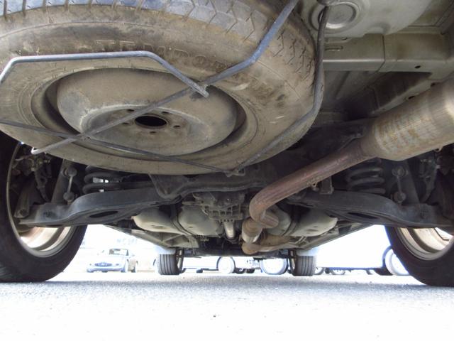 デリカＤ：５ Ｇ　パワーパッケージ　雹害車　パートタイム４ＷＤ　ツートン　大型ナビ　フルセグ　ＥＴＣ　Ｂカメラ　フリップダウンモニター　両側パワースライドドア　パドルシフト　クルーズコントロール　純正アルミ　ＨＩＤオートライト　フォグ（14枚目）