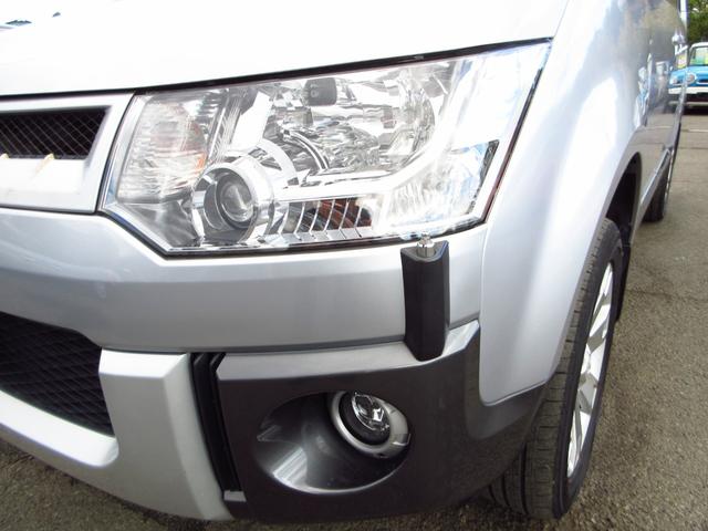 デリカＤ：５ Ｇ　パワーパッケージ　雹害車　パートタイム４ＷＤ　ツートン　大型ナビ　フルセグ　ＥＴＣ　Ｂカメラ　フリップダウンモニター　両側パワースライドドア　パドルシフト　クルーズコントロール　純正アルミ　ＨＩＤオートライト　フォグ（16枚目）