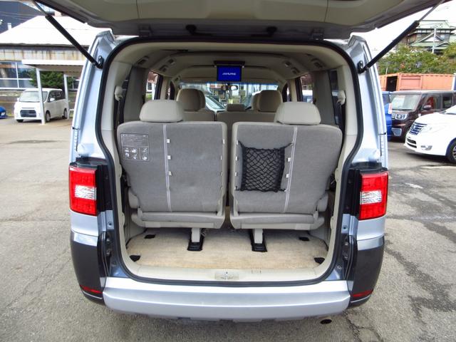 デリカＤ：５ Ｇ　パワーパッケージ　雹害車　パートタイム４ＷＤ　ツートン　大型ナビ　フルセグ　ＥＴＣ　Ｂカメラ　フリップダウンモニター　両側パワースライドドア　パドルシフト　クルーズコントロール　純正アルミ　ＨＩＤオートライト　フォグ（33枚目）