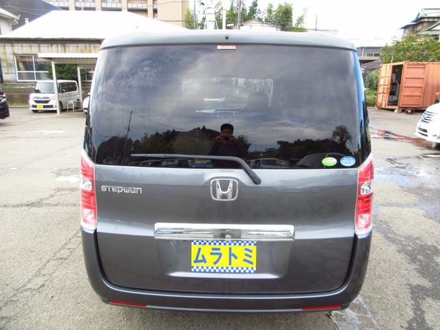 ステップワゴン G Lパッケージ ナビ テレビ ETC Bカメラ フリップダウンモニター 両側パワースライドドア キーレス オートエアコン ステアリモコン ECON プライバシーガラス ドアバイザー タイミングチェーン(6枚目)
