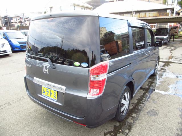 ステップワゴン G Lパッケージ ナビ テレビ ETC Bカメラ フリップダウンモニター 両側パワースライドドア キーレス オートエアコン ステアリモコン ECON プライバシーガラス ドアバイザー タイミングチェーン(7枚目)