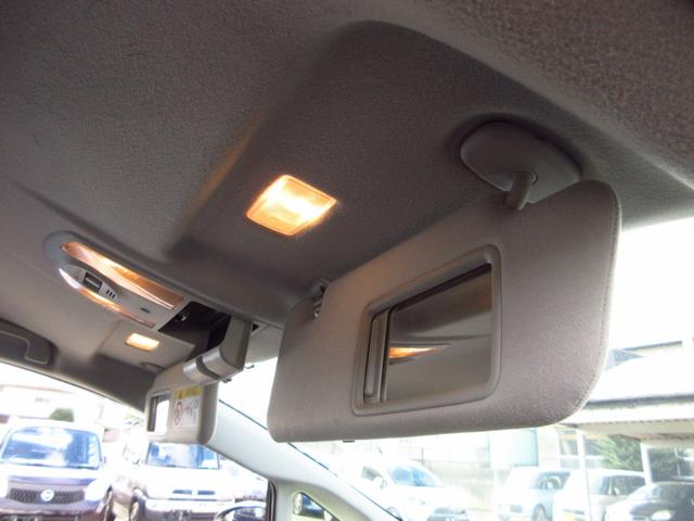 プリウス Ｓ　後期型　ナビ　フルセグ　ＥＴＣ　Ｂカメラ　前後ドライブレコーダー　純正アルミ　ＨＩＤオートライト　リアスモークフィルム　カーテンエアバッグ　トノカバー　ステアリモコン　取説　保証書（51枚目）