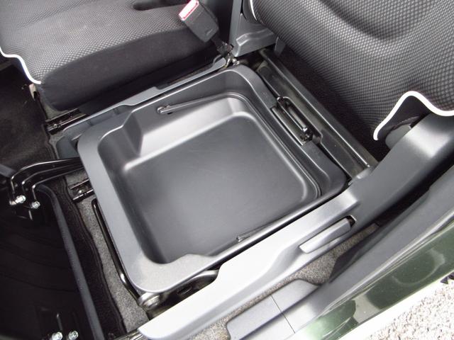 ハスラー Ｇターボ　ターボ　４ＷＤ　衝突軽減ブレーキ　ＣＤ　ＡＵＸ　アイドリングストップ　オートエアコン　スマートキー　運転席シートヒーター　プライバシーガラス　ドアバイザー　電格ミラー　スペアキー　ベンチシート（29枚目）