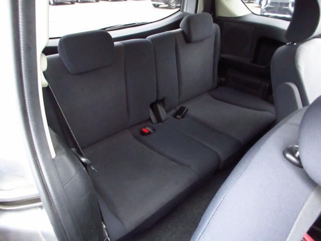 フリード G 7人乗り ナビ CD DVD テレビ Mサーバー Bカメラ プライバシーガラス 電格ミラー 予備キー 両側スライドドア タイミングチェーン(12枚目)