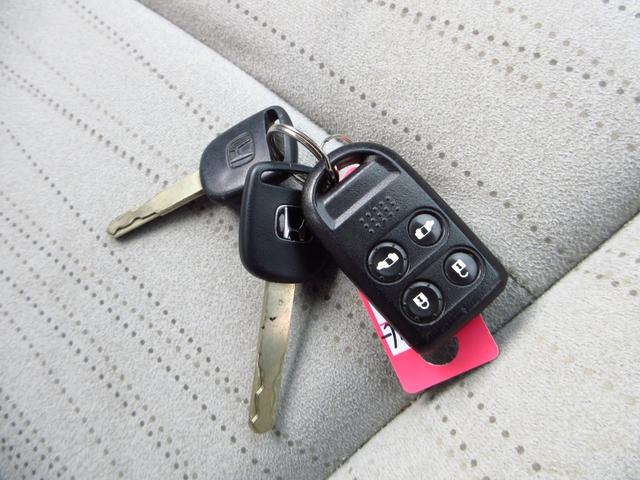 ステップワゴン G Lパッケージ 雹害車 ナビ テレビ ブルートゥース ETC Bカメラ 両側パワースライドドア キーレス 予備キー ECON プライバシーガラス ドアバイザー 電格ミラー(20枚目)