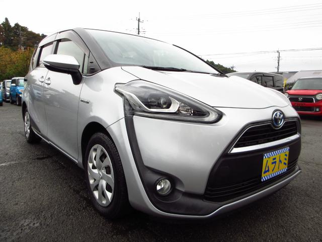 シエンタ ハイブリッドＧ　衝突軽減ブレーキ　７人乗り　ナビ　テレビ　ブルートゥース　ＥＴＣ　Ｂカメラ　両側パワースライドドア　ＬＥＤオートライト　フォグ　スマートキー　オートエアコン　プライバシーガラス　ドアバイザー（10枚目）