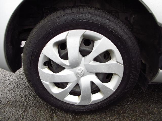 シエンタ ハイブリッドＧ　衝突軽減ブレーキ　７人乗り　ナビ　テレビ　ブルートゥース　ＥＴＣ　Ｂカメラ　両側パワースライドドア　ＬＥＤオートライト　フォグ　スマートキー　オートエアコン　プライバシーガラス　ドアバイザー（22枚目）