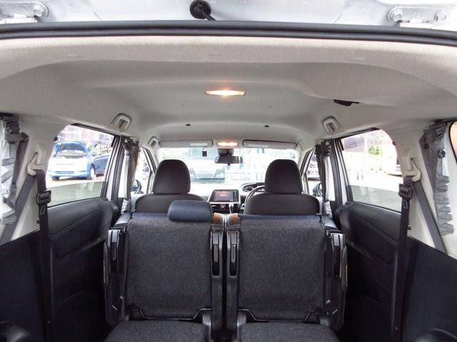 シエンタ ハイブリッドＧ　衝突軽減ブレーキ　７人乗り　ナビ　テレビ　ブルートゥース　ＥＴＣ　Ｂカメラ　両側パワースライドドア　ＬＥＤオートライト　フォグ　スマートキー　オートエアコン　プライバシーガラス　ドアバイザー（37枚目）