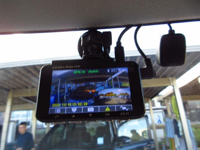 N-BOX G 雹害車 ナビ テレビ ETC Bカメラ 前後ドライブレコーダー 社外アルミ スマートキー オートエアコン ステアリモコン ECON プライバシーガラス ドアバイザー 保証書(18枚目)