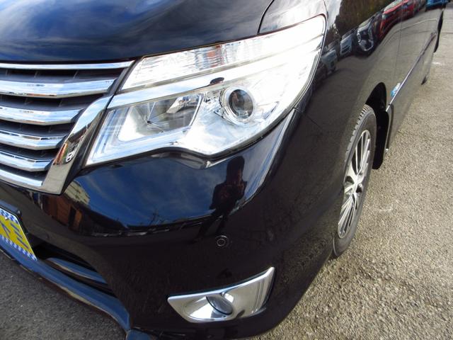 セレナ ハイウェイスターＳ－ＨＶアドバンスドセーフティパック　後期型　大型ナビ　フルセグ　ＥＴＣ　全周囲カメラ　両側パワースライドドア　フリップダウンモニター　純正エアロ　純正アルミ　ＬＥＤオートライト　フォグ　前後ソナー　インテリキー　クルーズコントロール（16枚目）